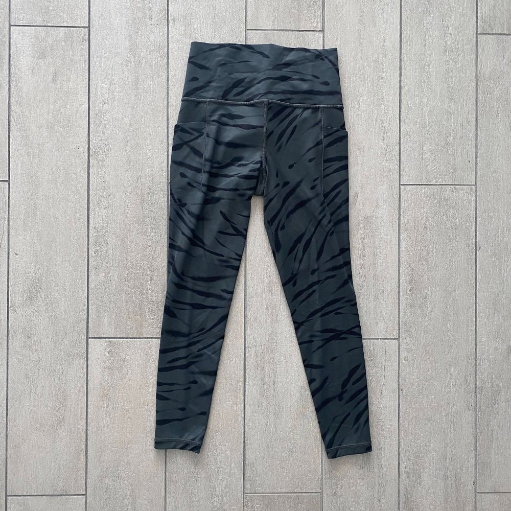 Athleta 7/8 Leggings